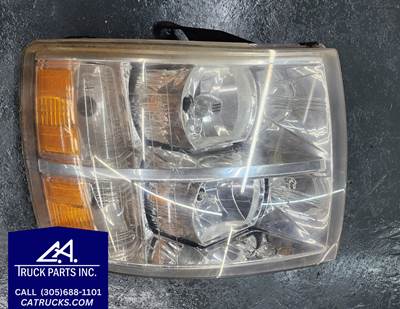 GM/Chev (HD) Headlight Assembly Part # 25798851 