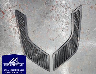 Volvo VNL Hood Side Vent Part # 20435695, 20413696