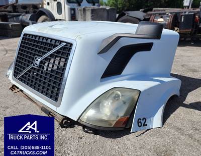 Volvo VNL Hood