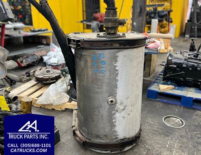 2016 Mack Hydraulic Tank