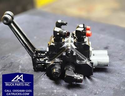 Prince Hydraulic Directional Double Control Valve Part # 20P1DD1AA