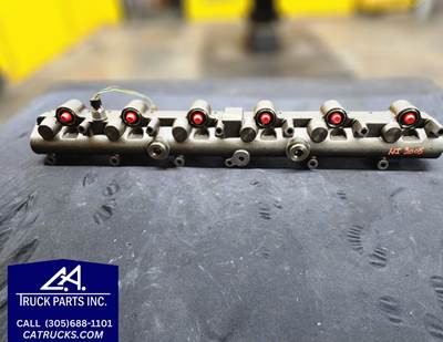 International DT466E Fuel & Oil Manifold Rail Part # 1841968C4