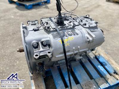 Mack T2090 Transmission