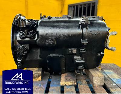 Mack T2100 Transmission, 11KB 51415AX, 11KB51415AX, Casting # 284KB5213