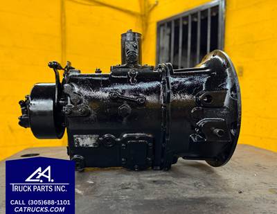 1998 Spicer ES43-5A Transmission for International DT466/T444E