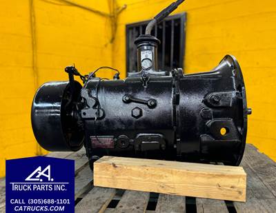 Spicer ES53-5A Transmission , 5 Speed, ES535A, CUST/N 2009831C91, B/M 301631-22, Casting # C49-15-7, C4915 7
