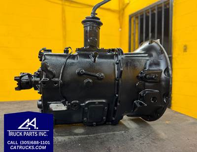 ES535D Spicer ES53-5D Transmission , 20098909C91, Casting # C49-16-7, C49157, 5 Speed, Pulled off 1994 International | NO CORE