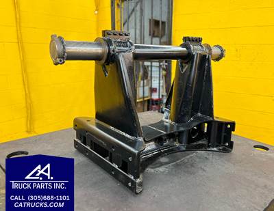 Mack / Volvo Rear Trunnion Stand Tower Assembly 63QF431M-1, Casting Part # 330506, Bracket Part # 80D43A