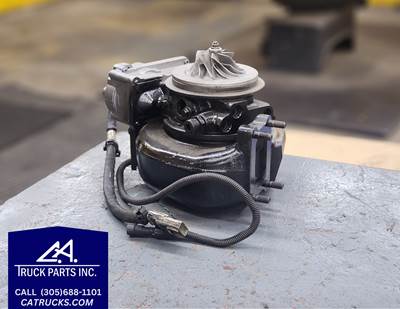 Cummins Holset VGT Turbocharger / Supercharger Part # 4044825