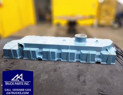 International DT 466 E Valve Cover Part # 1830625C1