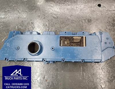 1998 International DT 466 E Valve Cover Part # 1824738C2 , NON-EGR