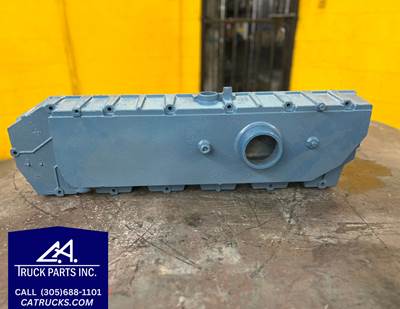 International DT466E Pre EGR Valve Cover for 1998-2003 Part # 1824738C2