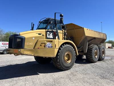 2013 Caterpillar 740B Articulated Haul Truck
