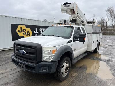2011 Ford F550 SD Extra Cab Bucket Truck