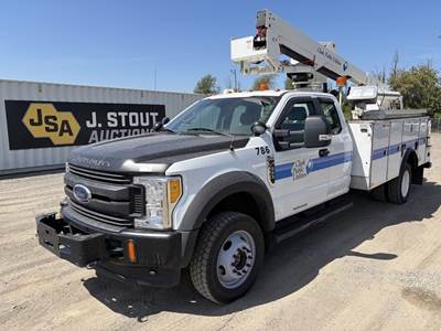 2017 Ford F550 4X4 Bucket Truck