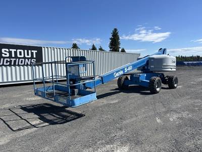 2013 Genie S-40 4X4 Telescopic Boom Lift
