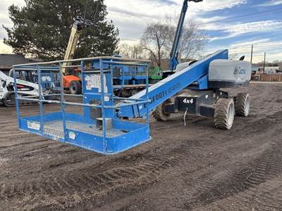 2017 Genie S-60 4x4 Telescopic Boom Lift