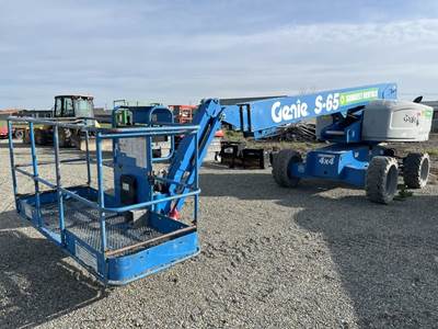 2015 Genie S-65 4X4 Telescopic Boom Lift