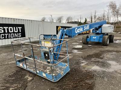 2013 Genie S-85 4x4 Telescopic Boom Lift