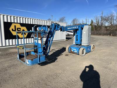 2013 Genie Z-30/20N Articulating Boom Lift