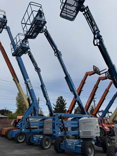 2013 Genie Z45/25J IC 4x4 Articulated Boom Lift