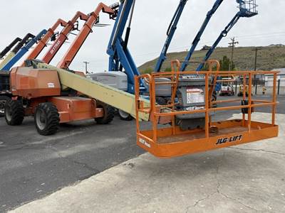 2013 JLG 600S Telescopic Boom Lift