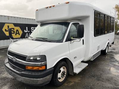 2015 Chevrolet Express Paratransit Bus