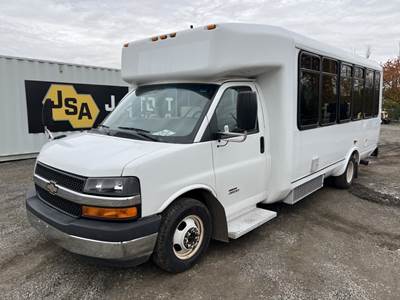 2015 Chevrolet Express Paratransit Bus