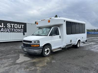 2012 Chevrolet Express Paratransit Bus