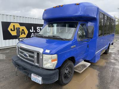 2008 Ford E450 Shuttle Bus