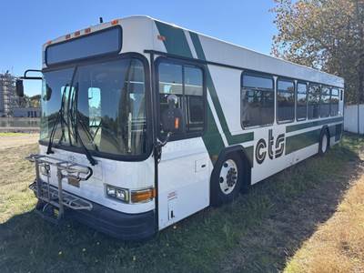 2005 Gillig 35' Transit Bus