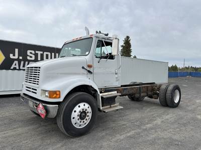 1992 International 8100 S/A Cab & Chassis