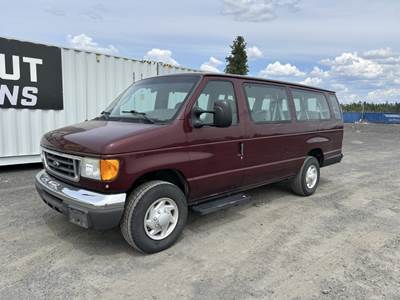 2005 Ford E350 XLT SD Passenger Van
