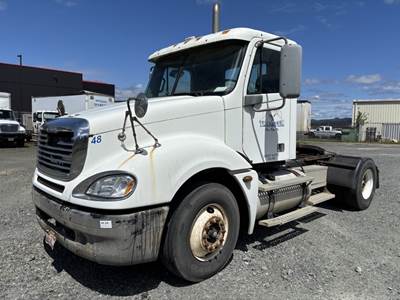 2006 Freightliner Columbia S/A Truck Tractor