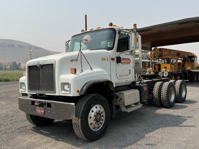 2004 International 5500i T/A Truck Tractor
