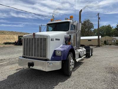 2010 Kenworth T8 T/A Truck Tractor
