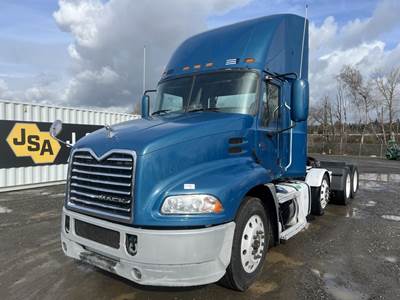 2015 Mack CXU613 Tri-Axle Truck Tractor