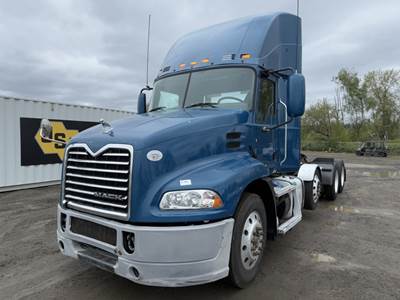 2015 Mack CXU613 Tri-Axle Truck Tractor