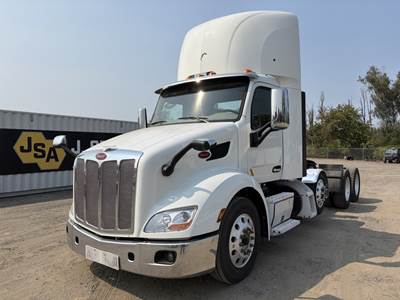2020 Peterbilt 579 Tri-Axle Truck Tractor