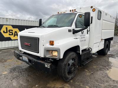 2008 GMC C6500 Chip Truck