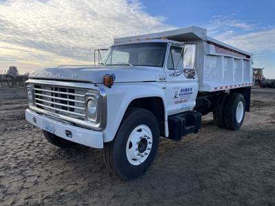 Ford F700 Dump Truck