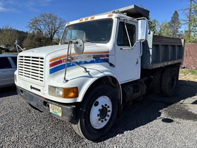 1985 International 4700 S/A Dump Truck
