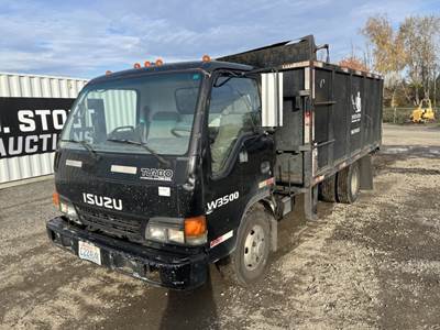 2003 Isuzu W3500 S/A Dump Truck