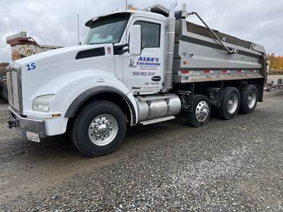 2015 Kenworth T880 Tri-Axle Dump Truck