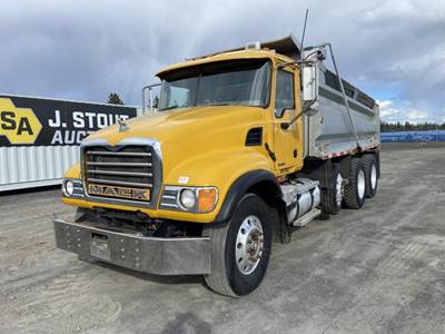 2005 Mack Granite Tri-Axle Dump Truck