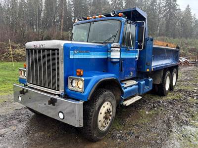1998 Peterbilt 379 Quad-Axle Dump Truck