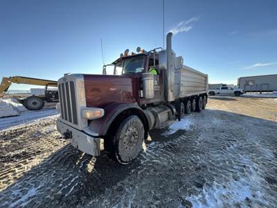 2020 Peterbilt 389 5-Axle Dump Truck