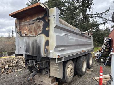 Schloth-Downey Tri-Axle Dump Body