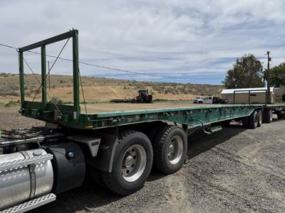 1977 Comet 61' T/A Flatbed Trailer