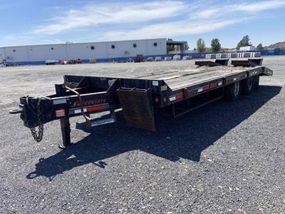 2009 Interstate T/A Equipment Trailer